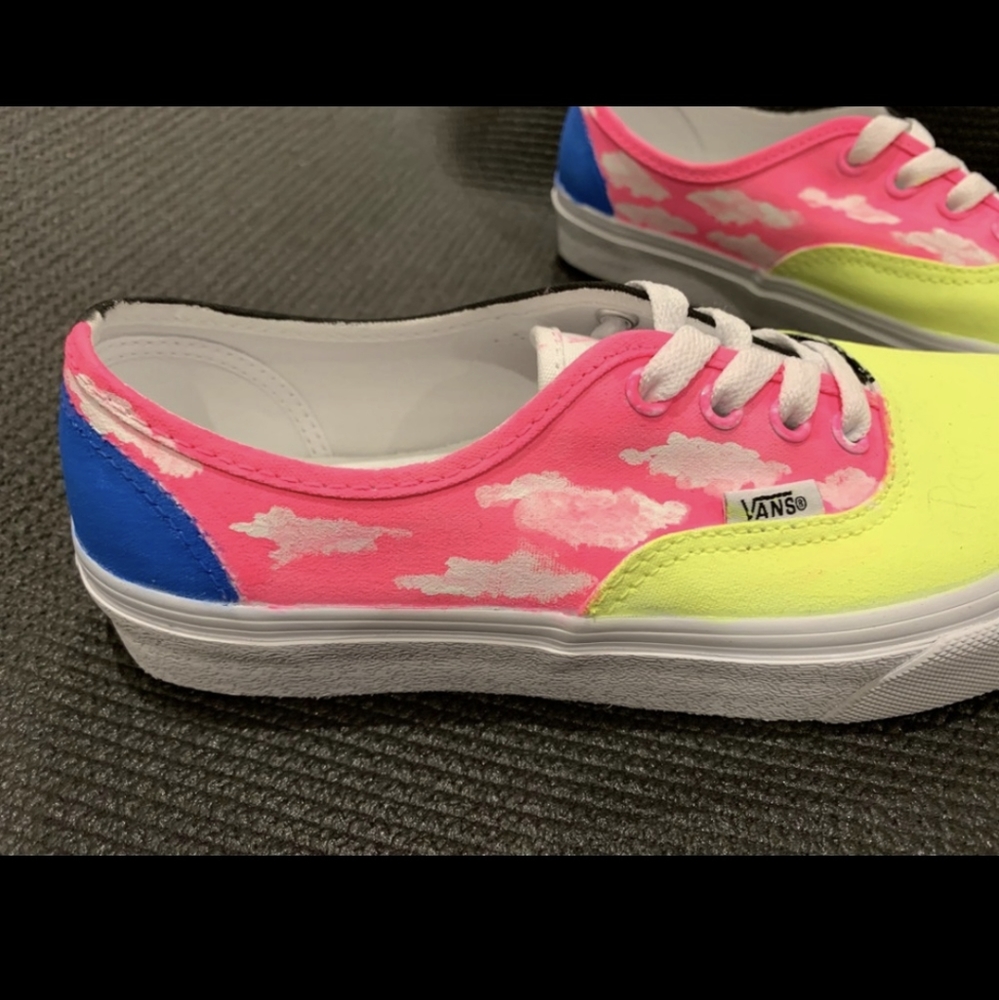 Customized 7.5 women’s authentic vans.